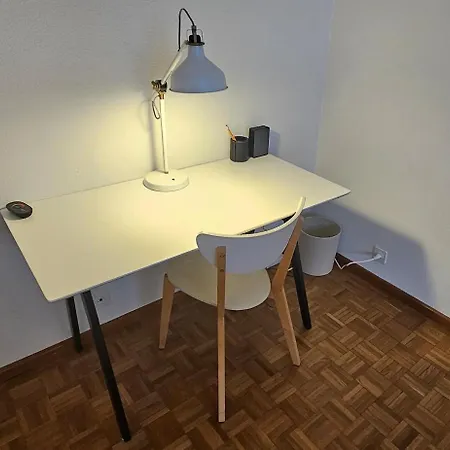 Cozy For 4 Next To Usz And Eth Appartamento *