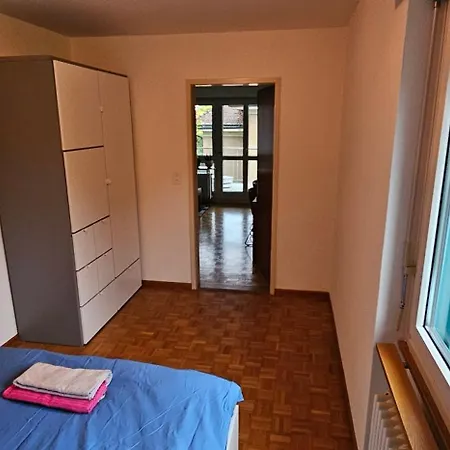 Cozy For 4 Next To Usz And Eth