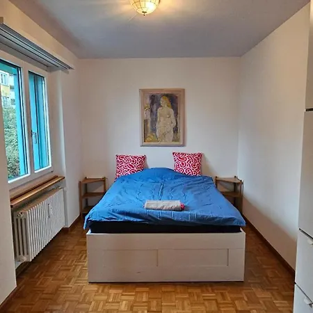 Apartment Cozy For 4 Next To Usz And Eth